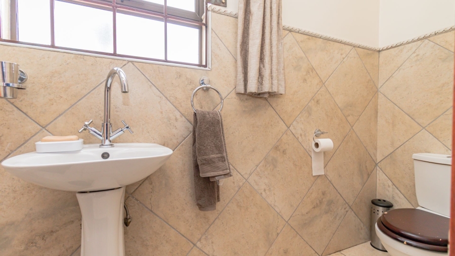 4 Bedroom Property for Sale in Safari Gardens North West